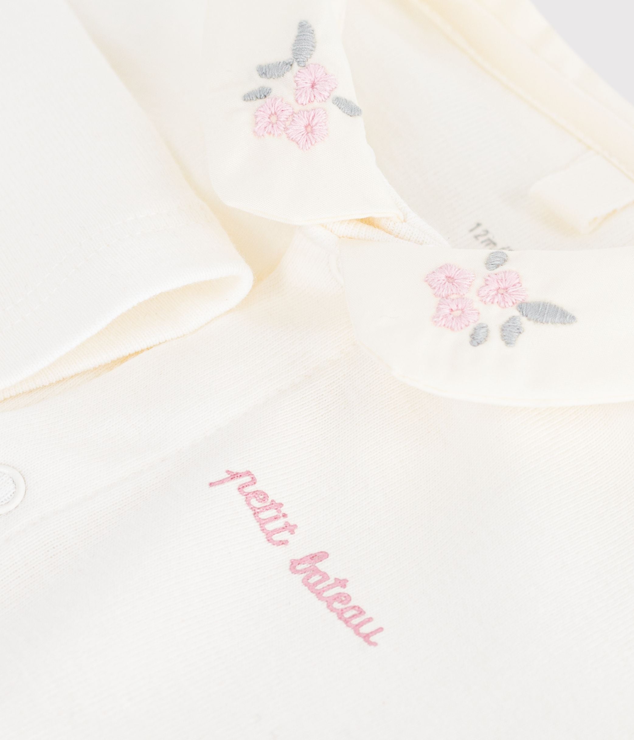 body-bébé-en-coton-manches-longues-à-col-brodé-uni