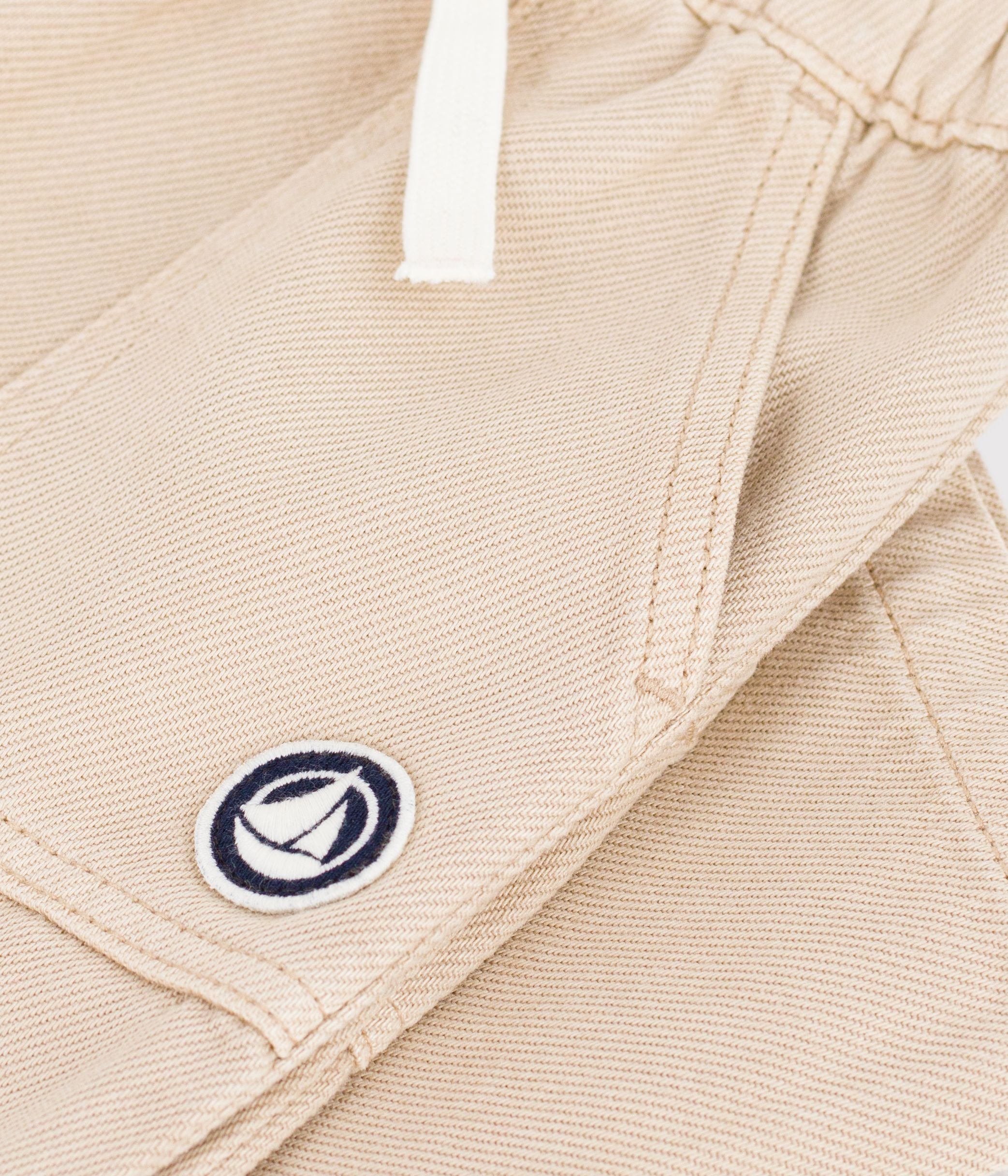 pantalon-bébé-en-coton-uni-avec-badge,-style-cargo
