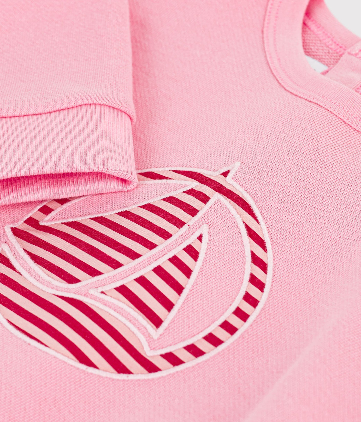 sweatshirt-bébé-en-coton-uni-et-son-logo-imprimé