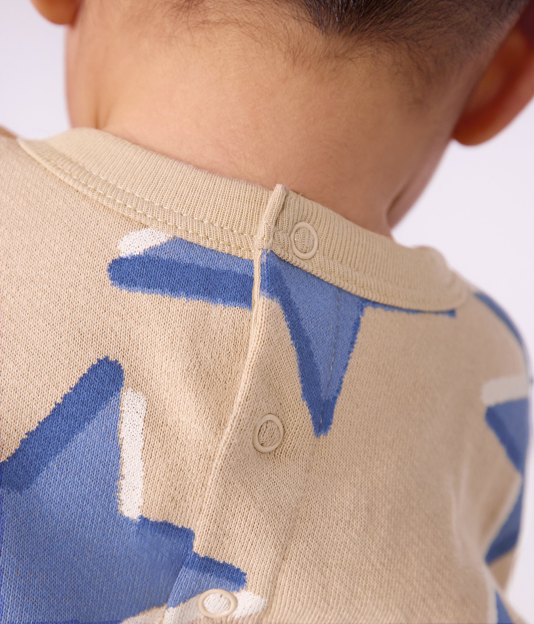 sweatshirt-bébé-en-coton-imprimé-coeurs
