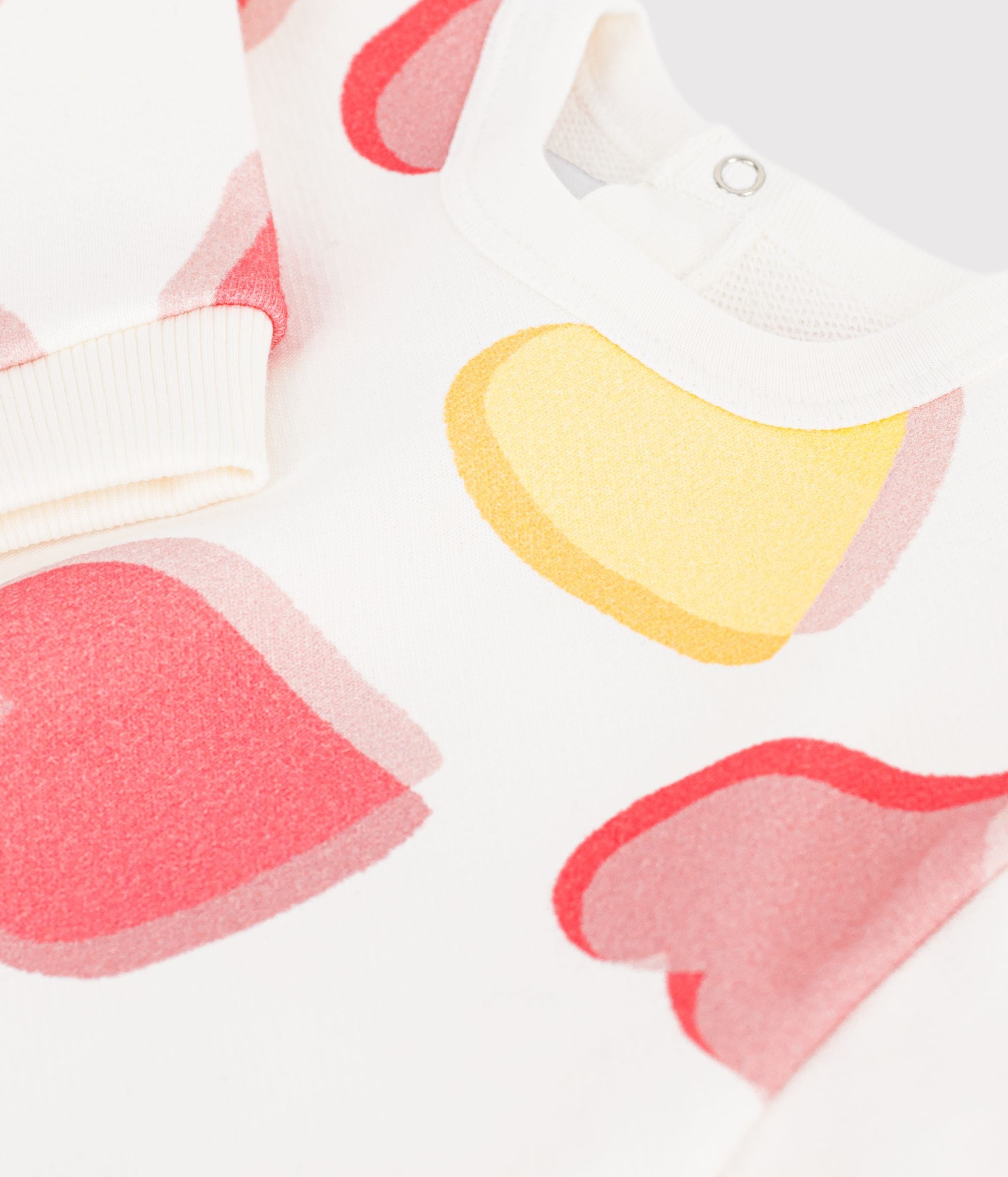 sweatshirt-bébé-en-coton-imprimé-coeurs
