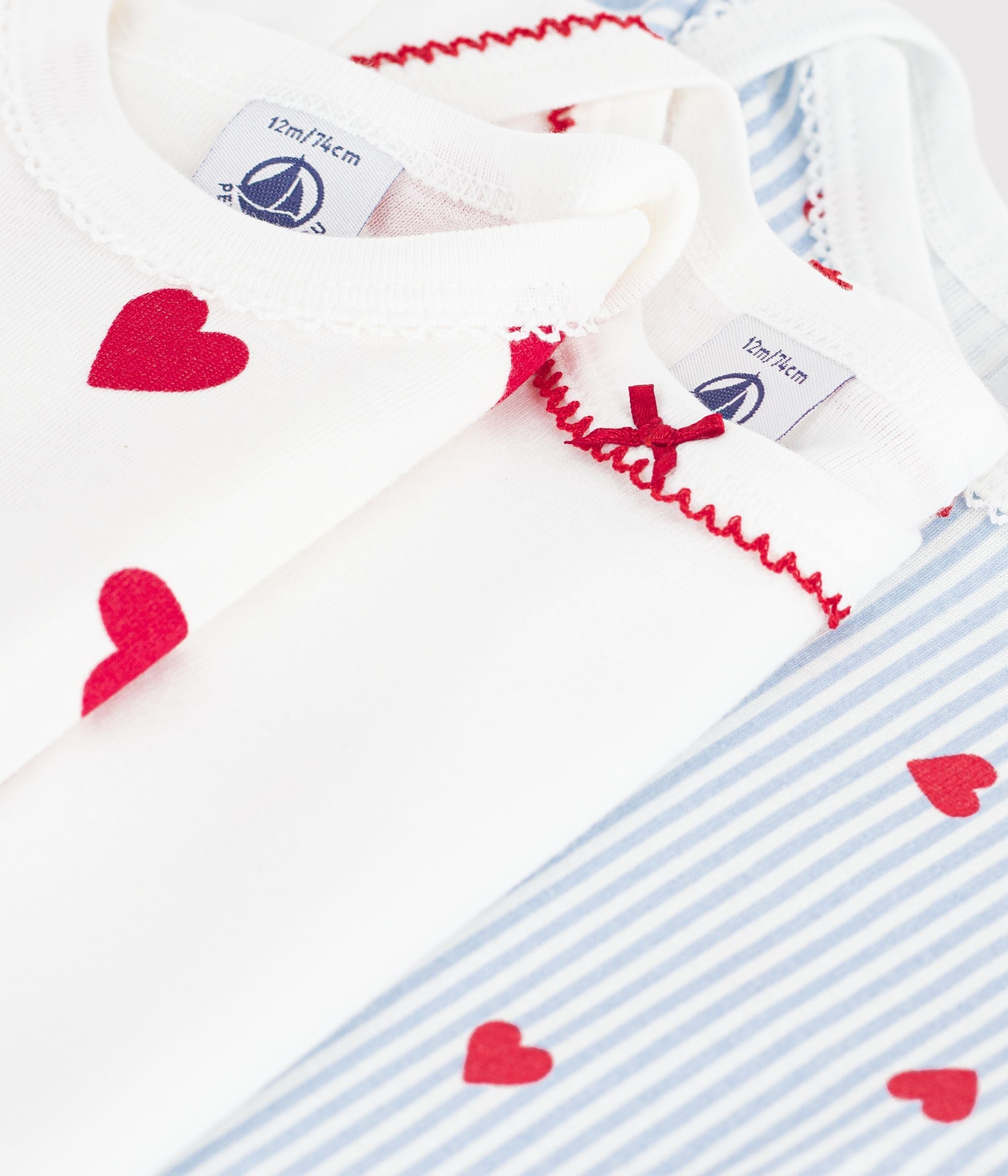 lot-de-bodies-manches-longues-en-coton-imprimé-cœurs-bébé