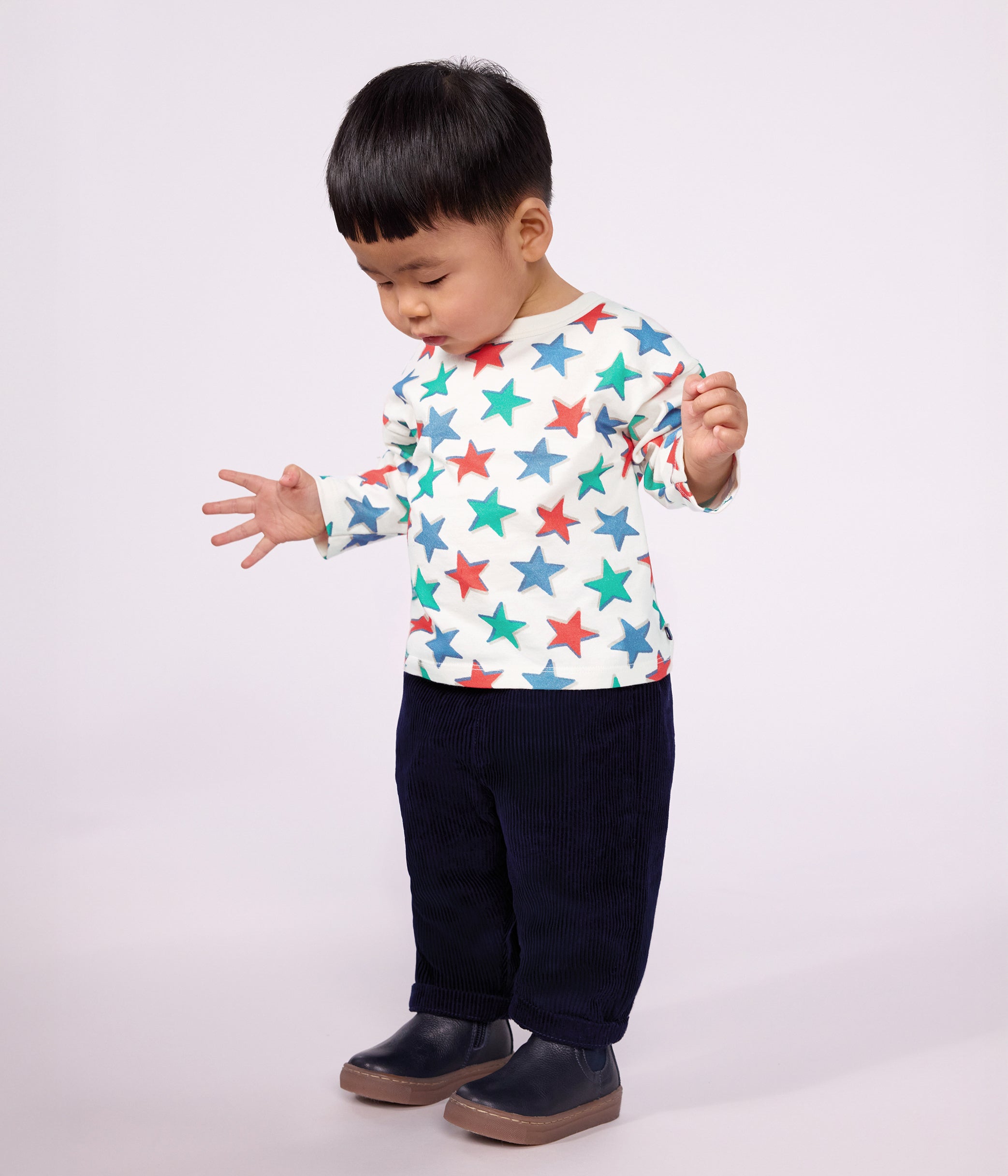 tee-shirt-bébé-en-coton-manches-longues-imprimé-étoiles