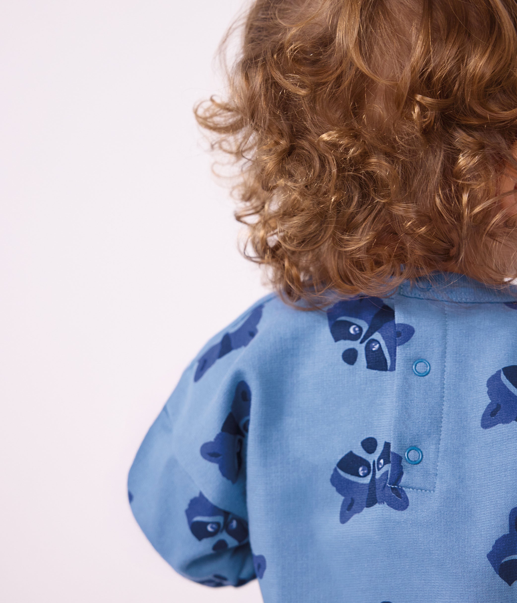 ensemble-sweatshirt-et-pantalon-bébé-en-coton-imprimé-animalier