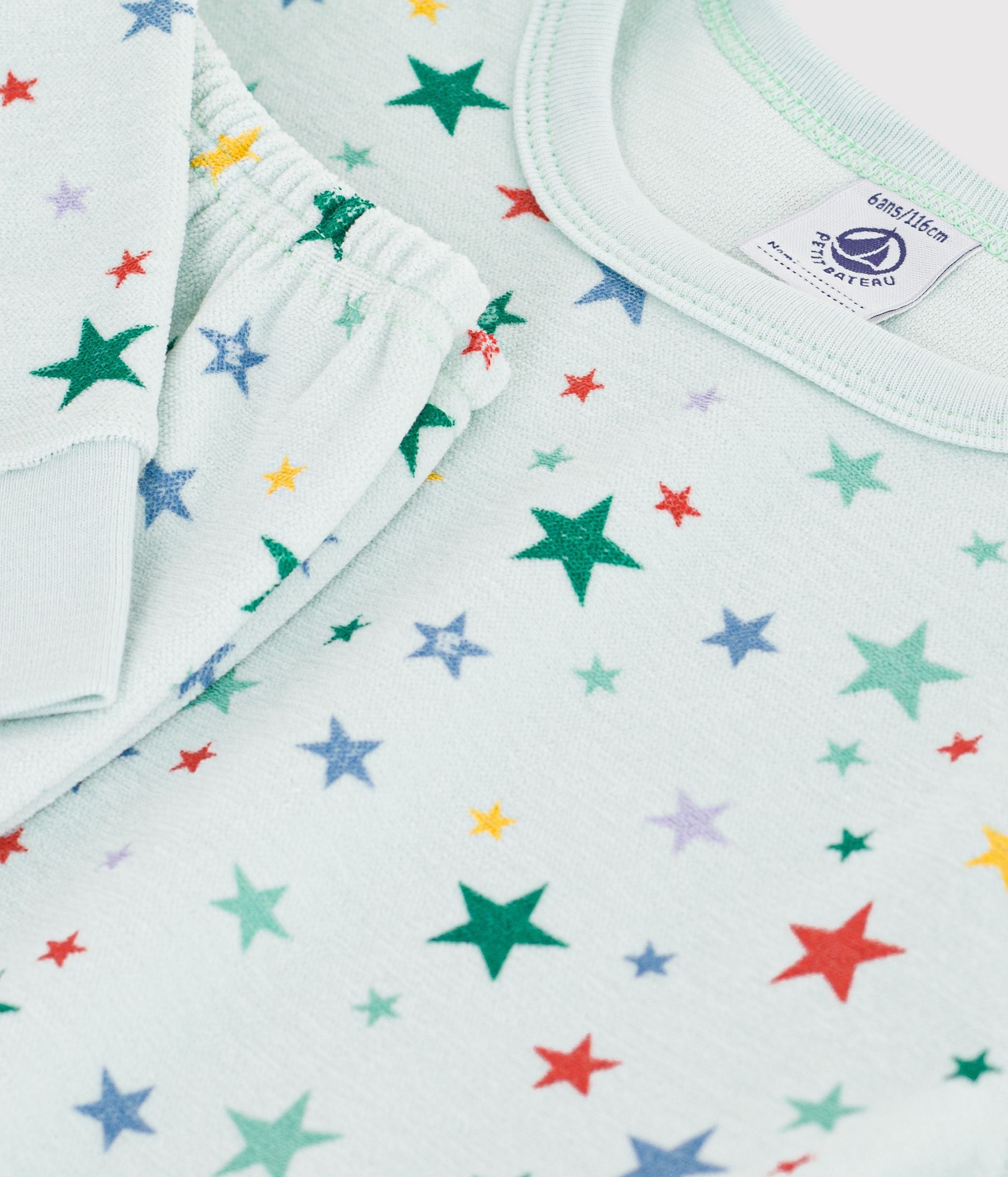 pyjama-enfant-en-velours-imprimé-étoiles