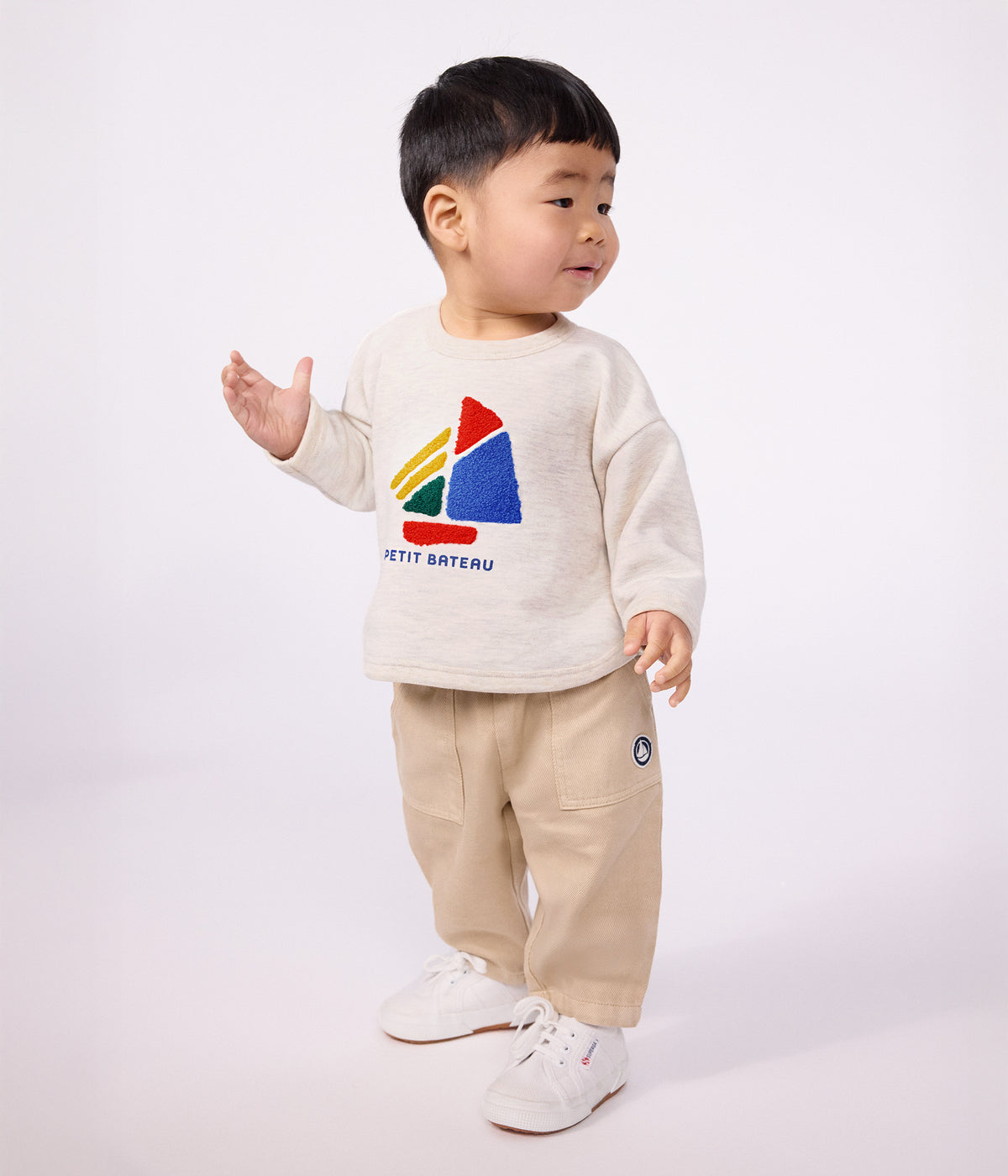 sweatshirt-bébé-en-coton-uni-et-motif-bateau