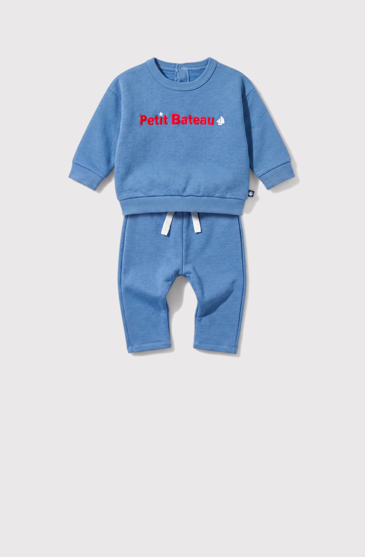 sweatshirt-bébé-en-coton-uni-et-sa-broderie