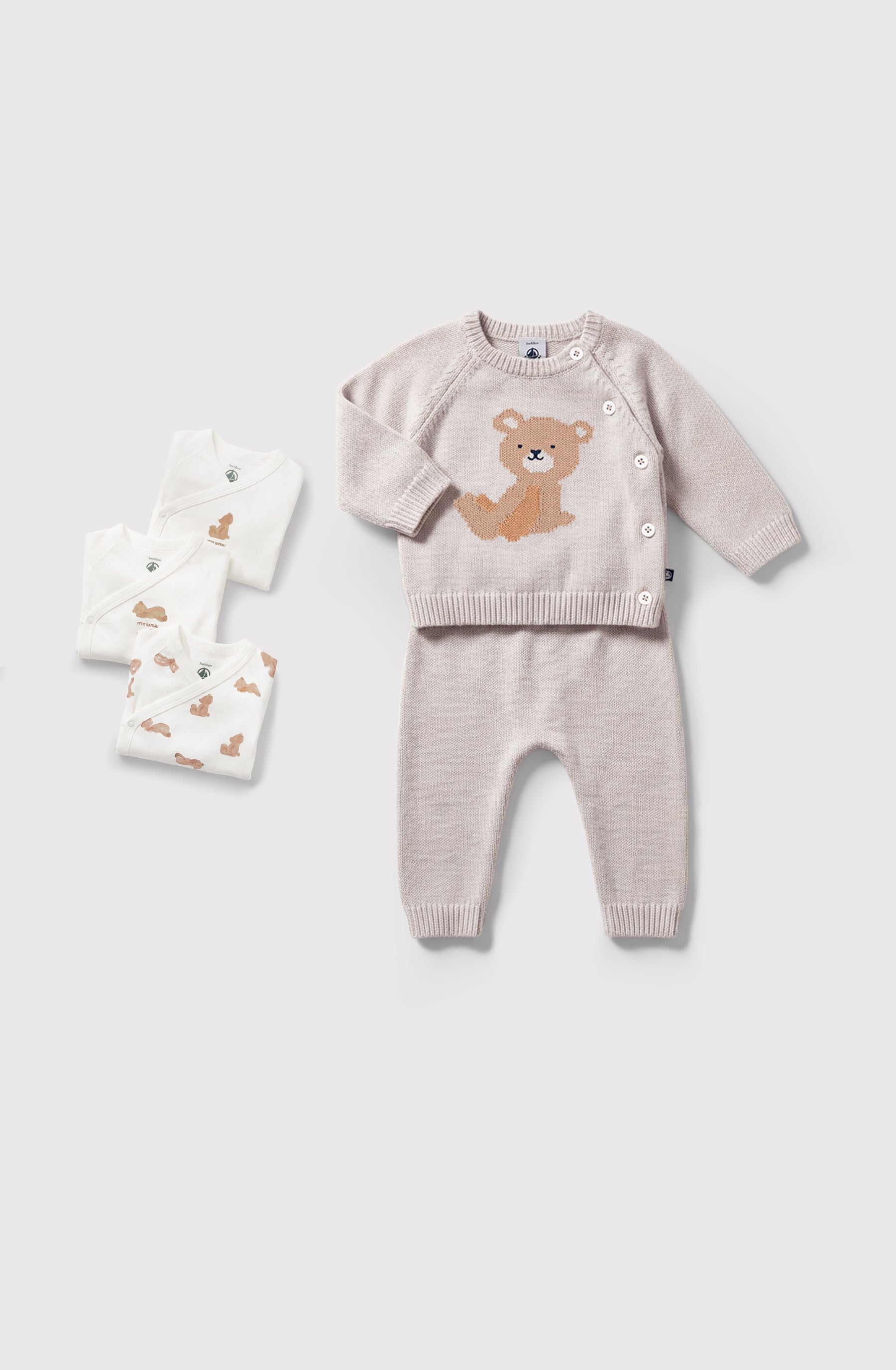 ensemble-2-pièces-bébé-en-tricot-laine-et-coton-et-motif-ourson