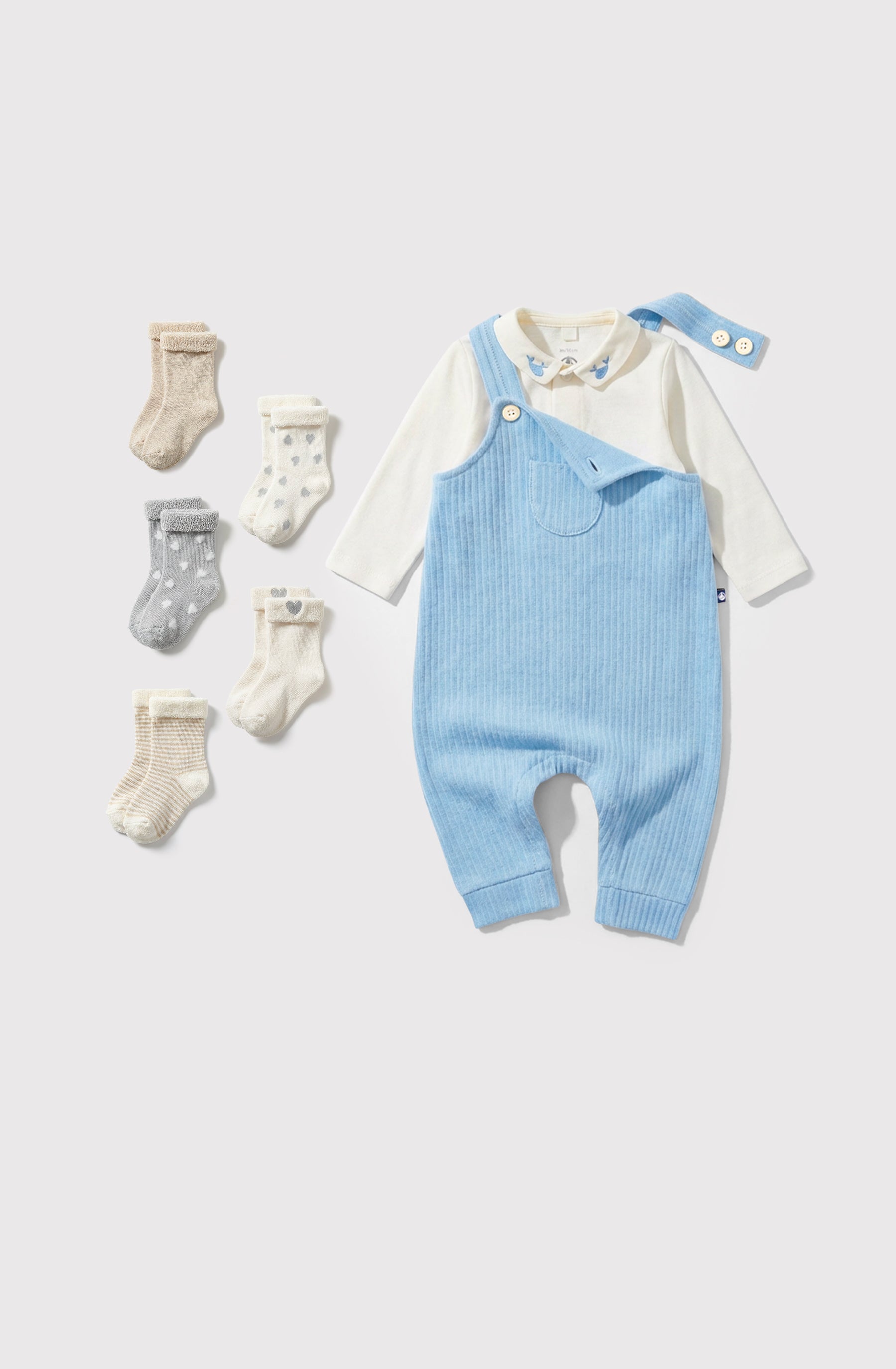 ensemble-salopette/body-bébé-en-coton-uni-et-détails-brodés